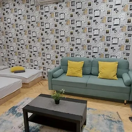 בודפשט Studio 4 Apartment In The Party District מראה חיצוני תמונה