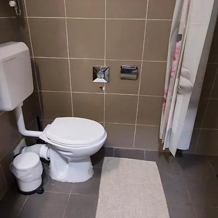 בודפשט Studio 4 Apartment In The Party District מראה חיצוני תמונה
