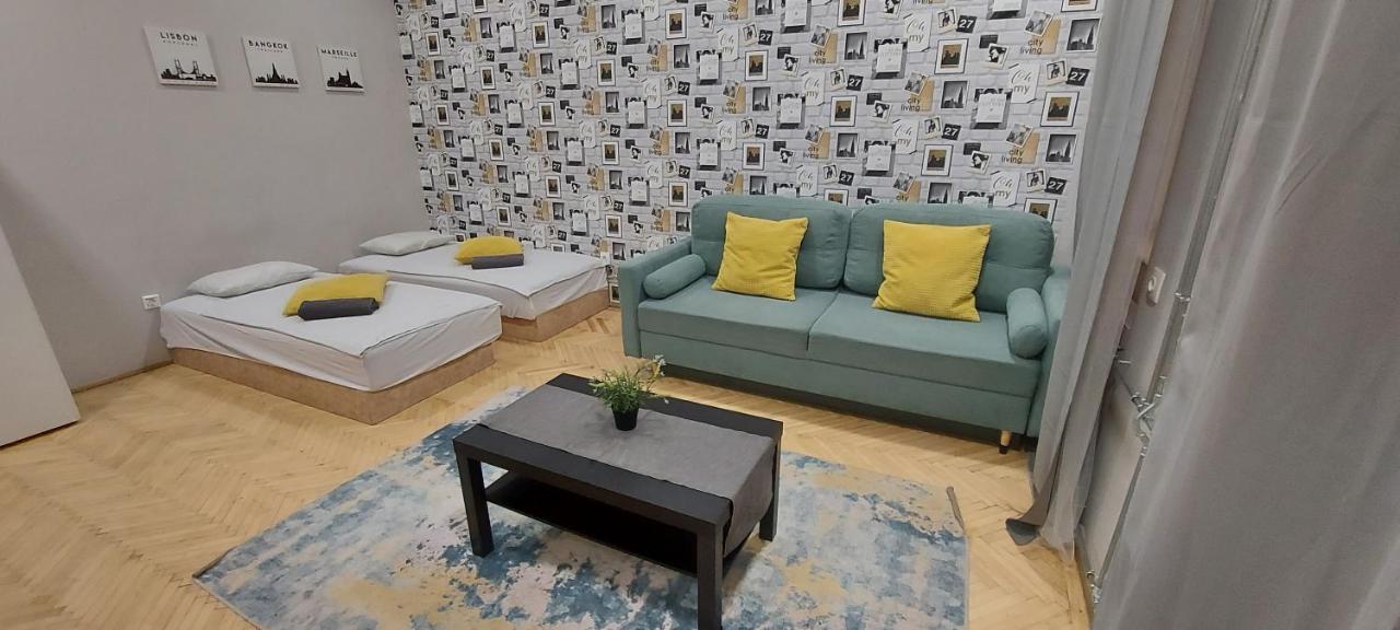 4 In The Party District Apartman Budapest